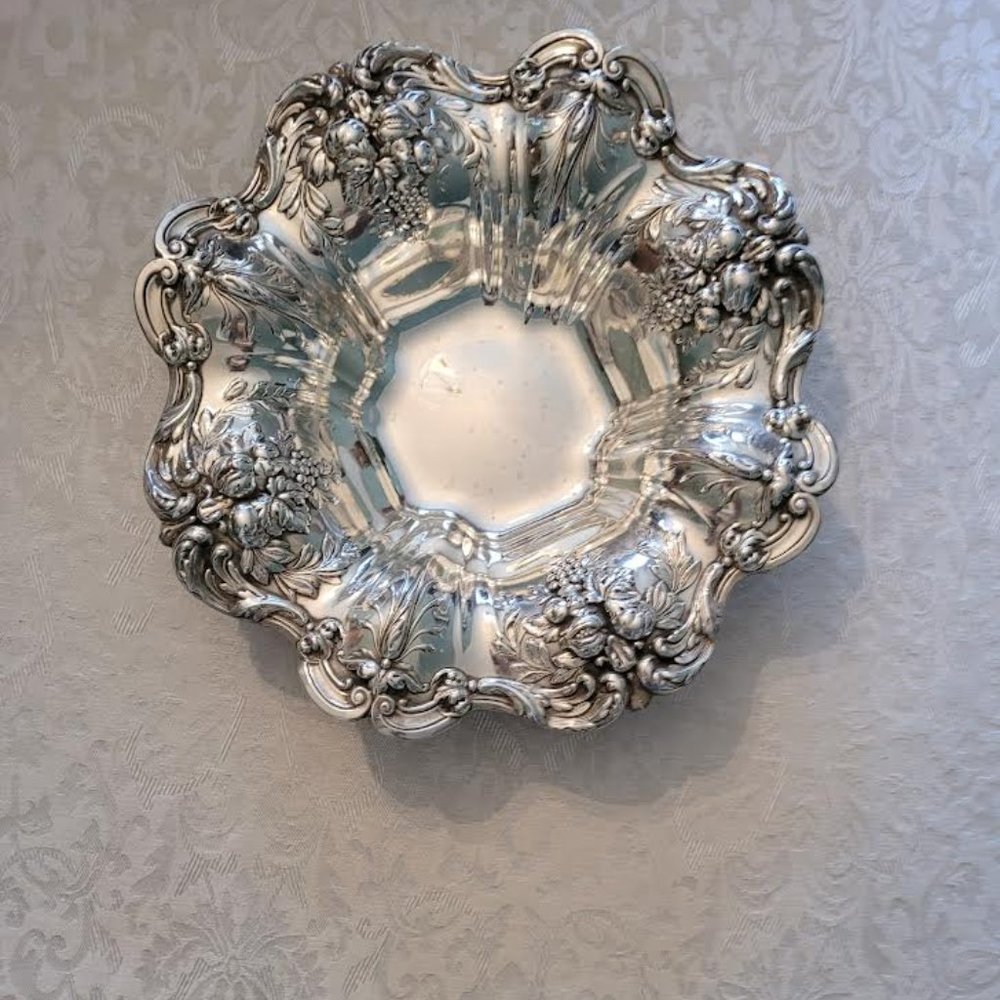 Antique Reed and Barton Sterling Francis I X569 bowl.